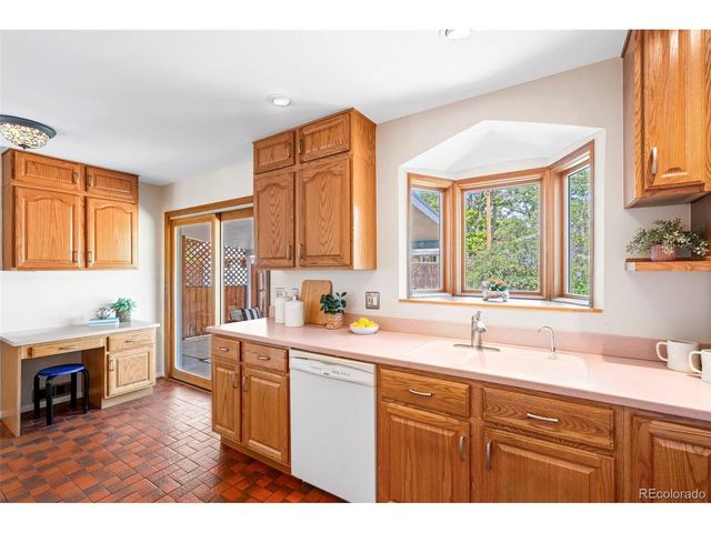 1245 S Grape St, Denver, CO 80246