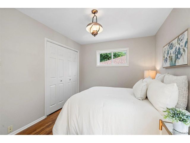 1245 S Grape St, Denver, CO 80246