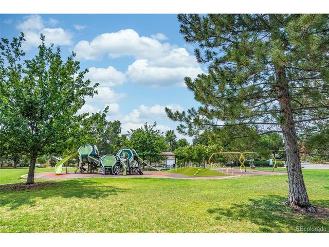 1245 S Grape St, Denver, CO 80246