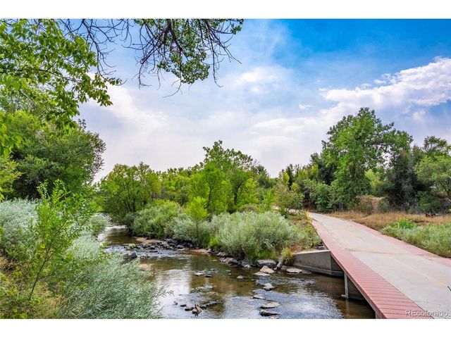1245 S Grape St, Denver, CO 80246