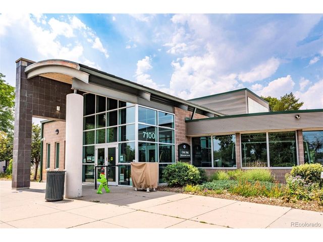 1245 S Grape St, Denver, CO 80246