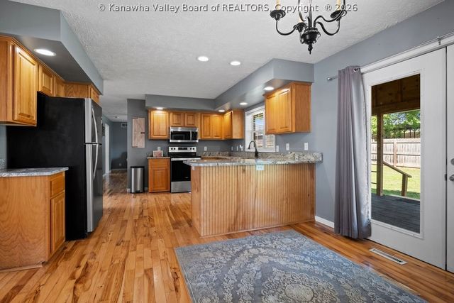 118 Chapman Lane, Hurricane, WV 25526