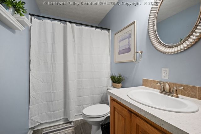 118 Chapman Lane, Hurricane, WV 25526