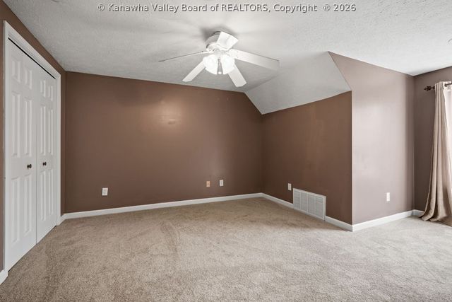 118 Chapman Lane, Hurricane, WV 25526