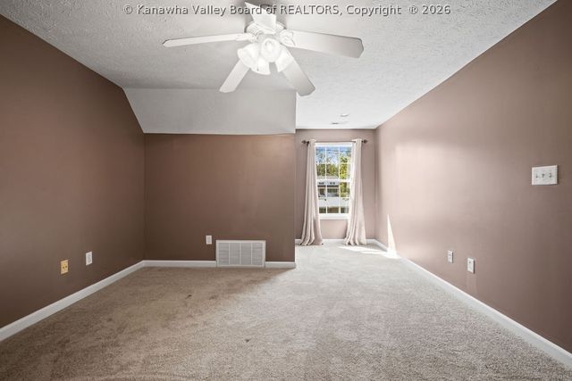 118 Chapman Lane, Hurricane, WV 25526