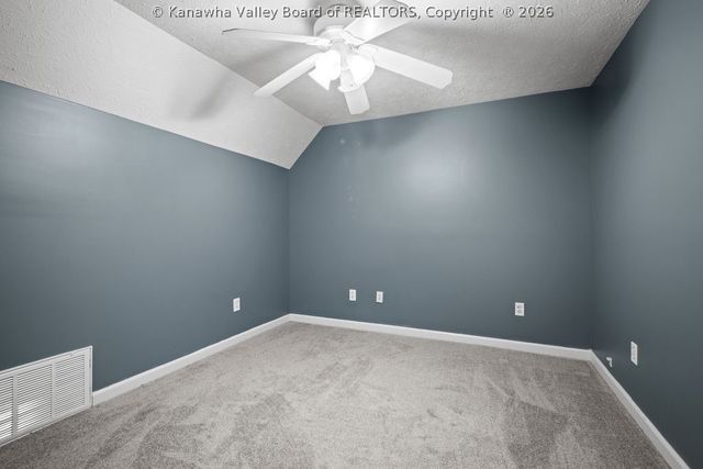 118 Chapman Lane, Hurricane, WV 25526