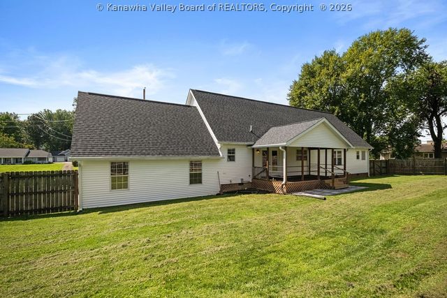118 Chapman Lane, Hurricane, WV 25526