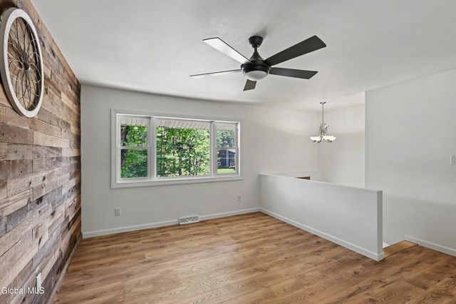 2 Fawn Drive, Ballston Spa, NY 12020