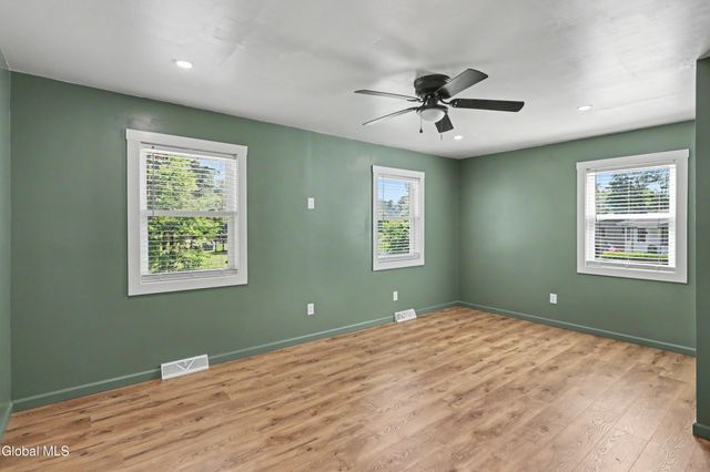 2 Fawn Drive, Ballston Spa, NY 12020
