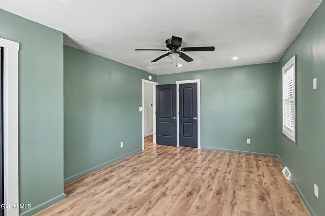 2 Fawn Drive, Ballston Spa, NY 12020