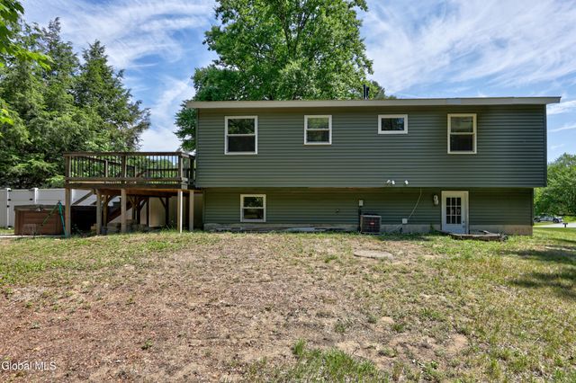 2 Fawn Drive, Ballston Spa, NY 12020