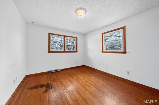 208 Mexico Road, Wentzville, MO 63385