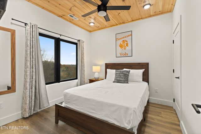 1349 Reedmont Way, Sevierville, TN 37876