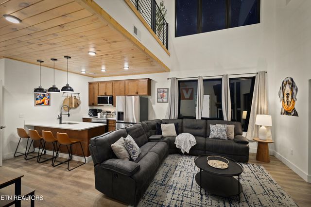 1349 Reedmont Way, Sevierville, TN 37876