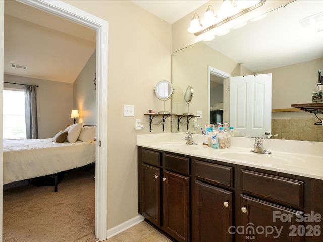11819 Paver Lane, Midland, NC 28107