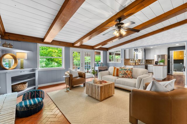 3909 Clayton Road E, Fort Worth, TX 76116