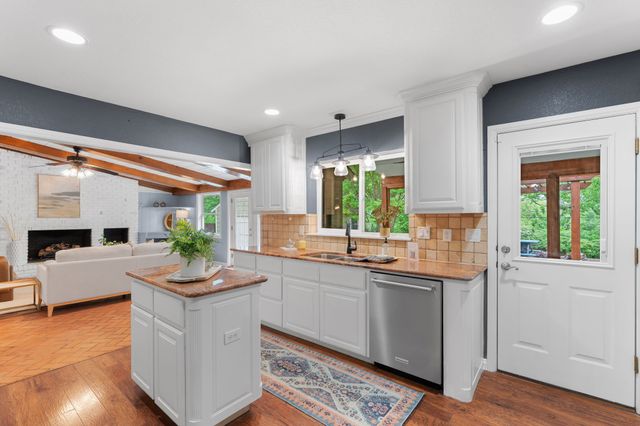 3909 Clayton Road E, Fort Worth, TX 76116