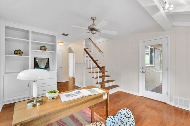 3909 Clayton Road E, Fort Worth, TX 76116