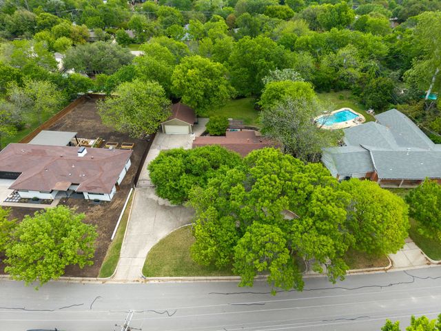 3909 Clayton Road E, Fort Worth, TX 76116