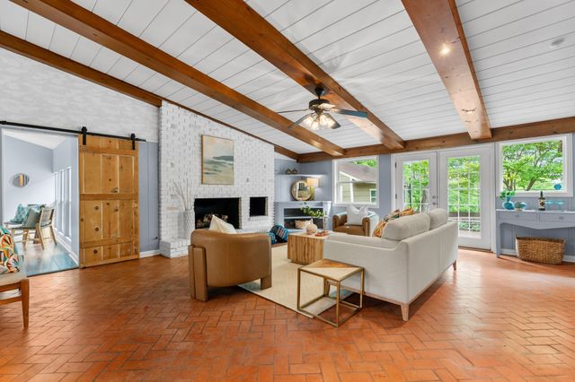 3909 Clayton Road E, Fort Worth, TX 76116