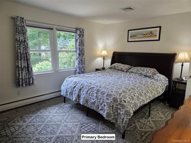 3 Park Hill Drive, New Windsor, NY 12553
