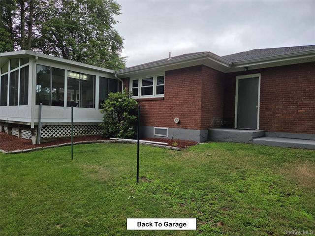 3 Park Hill Drive, New Windsor, NY 12553