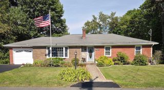3 Park Hill Drive, New Windsor, NY 12553