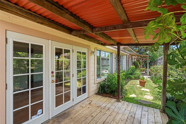 1513 Beaconshire Road, Houston, TX 77077