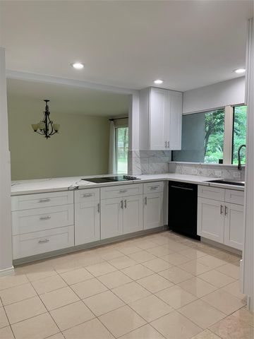 11602 Applewood Street, Houston, TX 77024