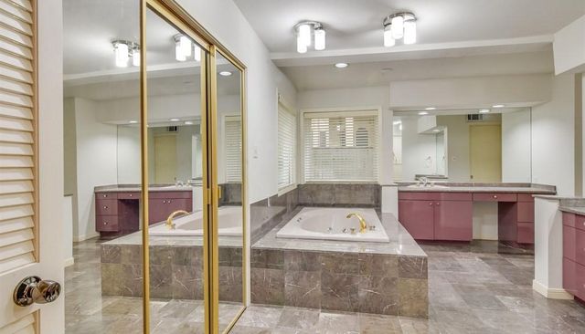 11602 Applewood Street, Houston, TX 77024