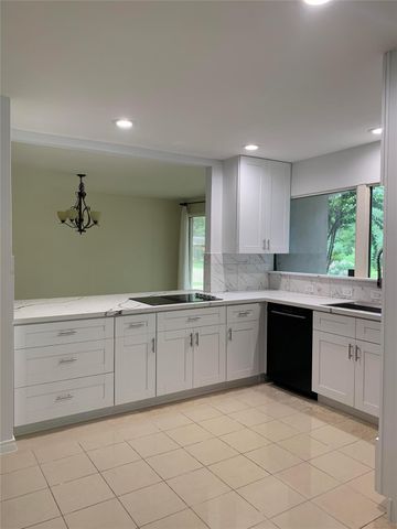 11602 Applewood Street, Houston, TX 77024