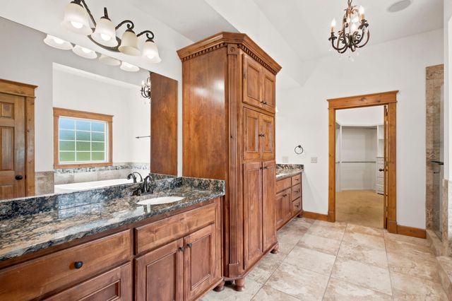 5325 E Farm Rd 142, Springfield, MO 65809