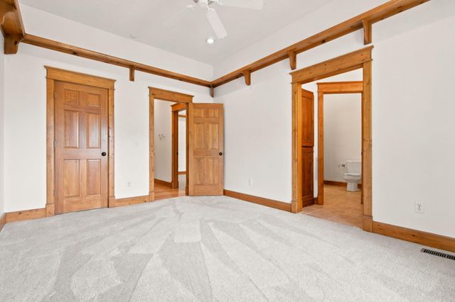 5325 E Farm Rd 142, Springfield, MO 65809