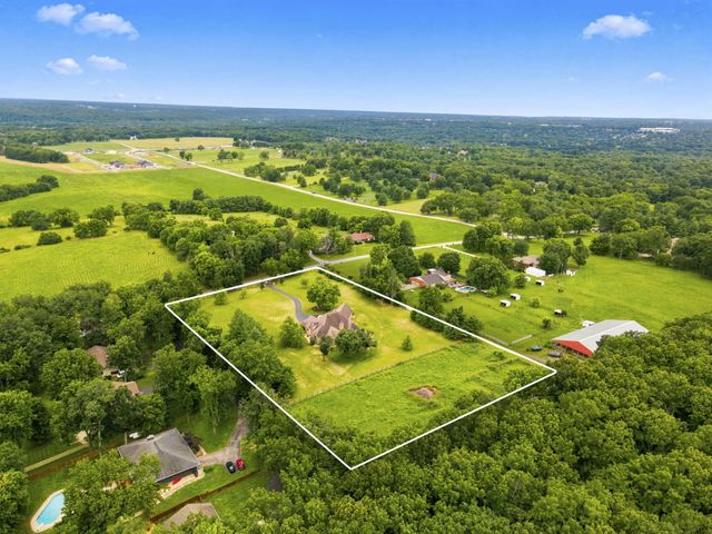 5325 E Farm Rd 142, Springfield, MO 65809