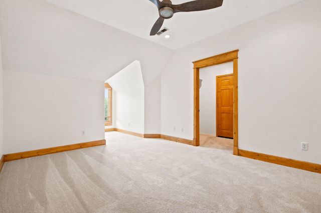 5325 E Farm Rd 142, Springfield, MO 65809