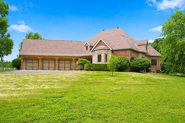 5325 E Farm Rd 142, Springfield, MO 65809