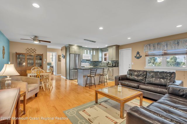 113 Wharfside Drive, Monmouth Beach, NJ 07750