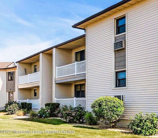 113 Wharfside Drive, Monmouth Beach, NJ 07750
