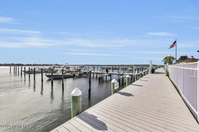 113 Wharfside Drive, Monmouth Beach, NJ 07750
