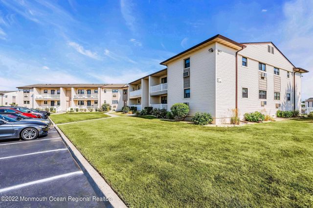 113 Wharfside Drive, Monmouth Beach, NJ 07750