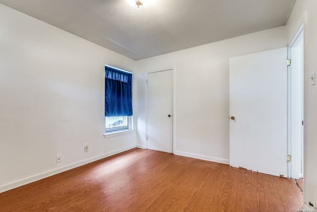 2207 Bronte, San Antonio, TX 78207