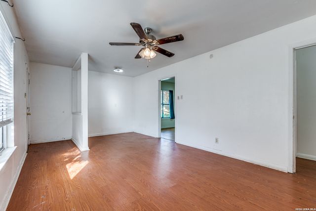 2207 Bronte, San Antonio, TX 78207