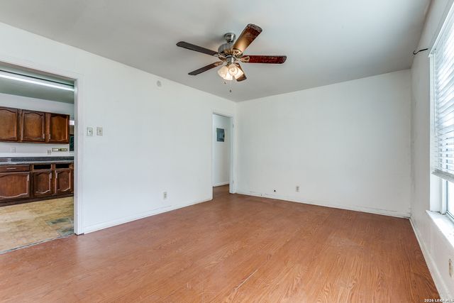 2207 Bronte, San Antonio, TX 78207