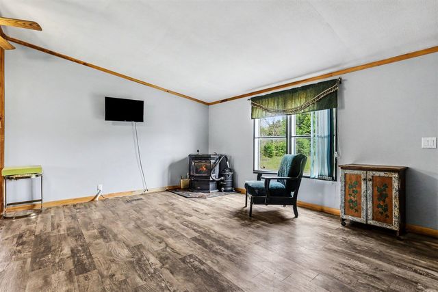 10812 Henkel Road, Morley, MI 49336