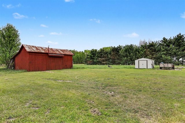 10812 Henkel Road, Morley, MI 49336