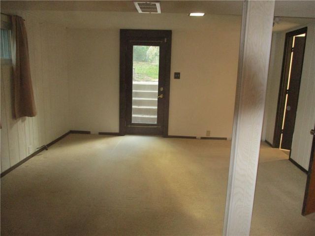 7410 Stearns Street, Shawnee, KS 66203