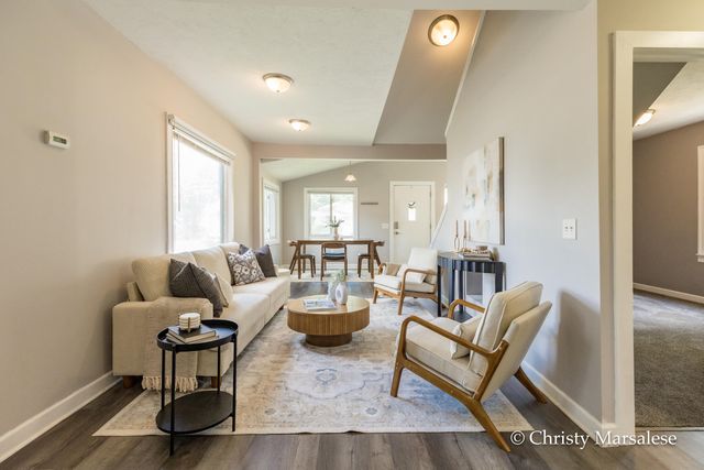 120 34th Street Se, City Of Wyoming, MI 49548