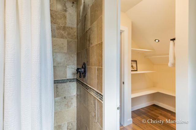 120 34th Street Se, City Of Wyoming, MI 49548