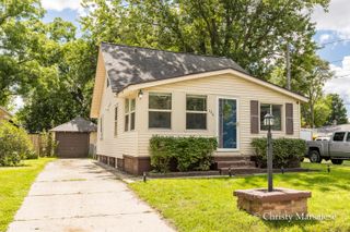 120 34th Street Se, City Of Wyoming, MI 49548