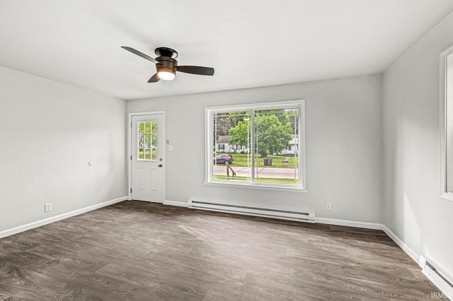 1921 W Ewing Avenue, South Bend, IN 46613